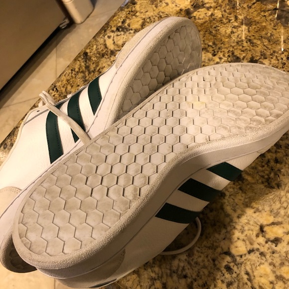 Adidas - Picture 4 of 5